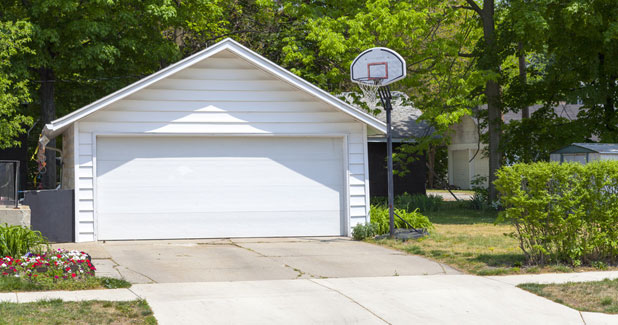 #garagedoorrepaireastmeadow Garage Door Repairs East Meadow new york